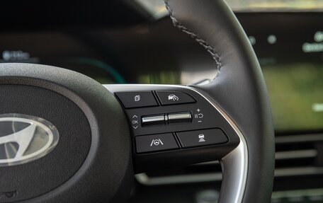 Hyundai Elantra, 2023 год, 2 390 000 рублей, 10 фотография