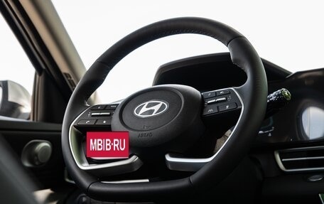 Hyundai Elantra, 2023 год, 2 390 000 рублей, 12 фотография