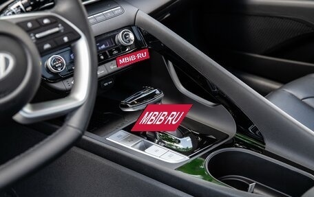 Hyundai Elantra, 2023 год, 2 390 000 рублей, 21 фотография