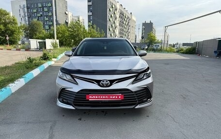 Toyota Camry, 2022 год, 3 550 000 рублей, 8 фотография