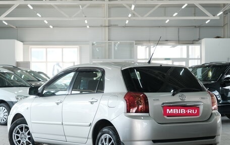 Toyota Corolla, 2005 год, 689 000 рублей, 5 фотография