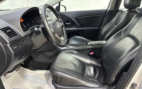 Toyota Avensis III рестайлинг, 2011 год, 900 000 рублей, 9 фотография