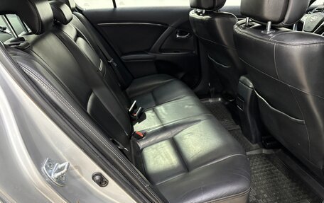Toyota Avensis III рестайлинг, 2011 год, 900 000 рублей, 15 фотография