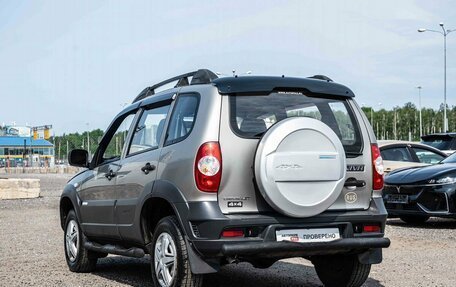 Chevrolet Niva I рестайлинг, 2015 год, 595 000 рублей, 4 фотография