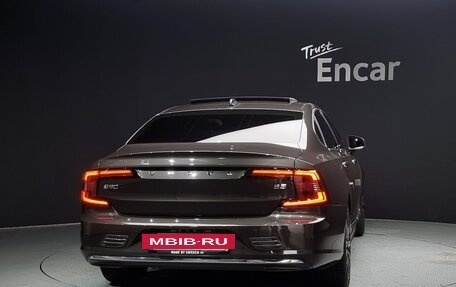 Volvo S90 II рестайлинг, 2021 год, 2 858 000 рублей, 4 фотография