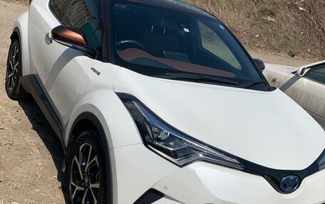 Toyota C-HR I рестайлинг, 2019 год, 2 450 000 рублей, 28 фотография