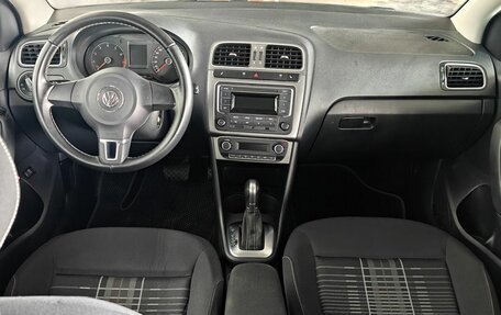 Volkswagen Polo VI (EU Market), 2015 год, 880 000 рублей, 11 фотография