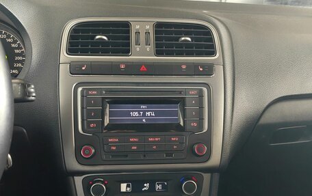 Volkswagen Polo VI (EU Market), 2015 год, 880 000 рублей, 13 фотография