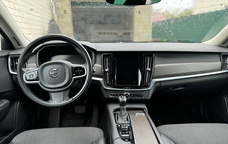 Volvo V90 Cross Country I рестайлинг, 2020 год, 3 850 000 рублей, 9 фотография