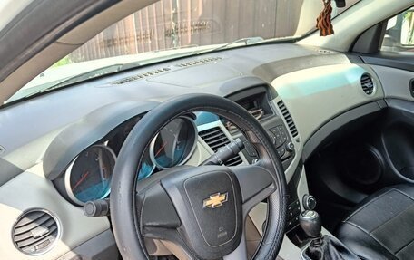 Chevrolet Cruze II, 2011 год, 650 000 рублей, 7 фотография