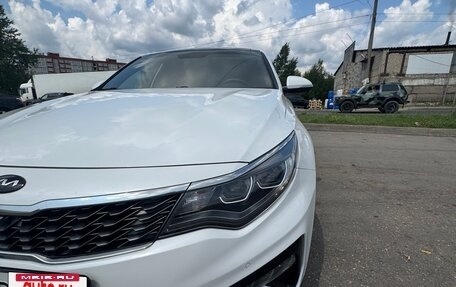 KIA Optima IV, 2018 год, 2 500 000 рублей, 5 фотография