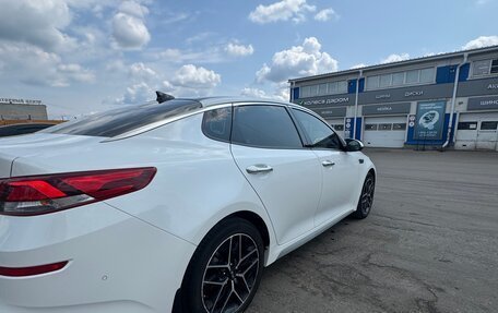 KIA Optima IV, 2018 год, 2 500 000 рублей, 11 фотография