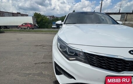 KIA Optima IV, 2018 год, 2 500 000 рублей, 6 фотография