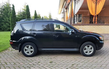 Mitsubishi Outlander III рестайлинг 3, 2010 год, 1 050 000 рублей, 6 фотография