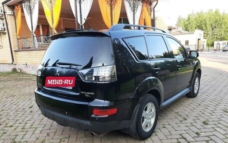 Mitsubishi Outlander III рестайлинг 3, 2010 год, 1 050 000 рублей, 5 фотография