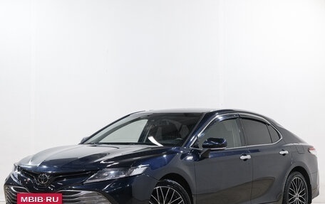 Toyota Camry, 2018 год, 2 899 000 рублей, 3 фотография