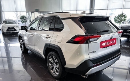 Toyota RAV4, 2024 год, 4 177 000 рублей, 7 фотография