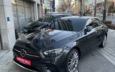 Mercedes-Benz E-Класс, 2022 год, 4 149 000 рублей, 1 фотография