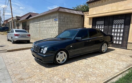Mercedes-Benz E-Класс, 1999 год, 870 000 рублей, 6 фотография