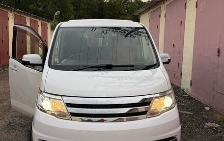 Nissan Serena III, 2010 год, 1 100 000 рублей, 17 фотография