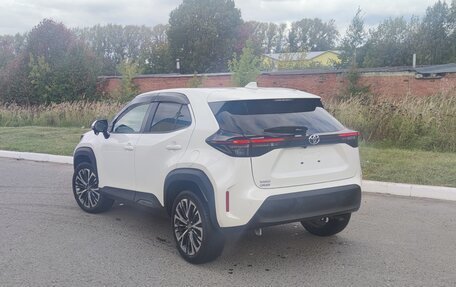Toyota Yaris Cross, 2020 год, 2 150 000 рублей, 18 фотография