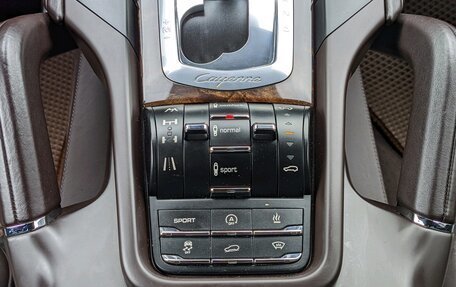 Porsche Cayenne III, 2011 год, 2 250 000 рублей, 26 фотография