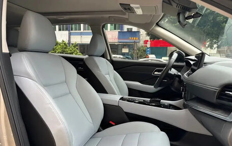 Nissan X-Trail, 2022 год, 2 200 000 рублей, 11 фотография