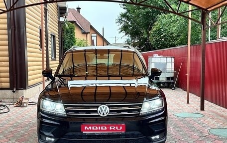 Volkswagen Tiguan II, 2017 год, 1 750 000 рублей, 1 фотография
