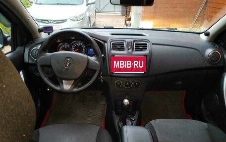 Renault Logan II, 2016 год, 850 000 рублей, 2 фотография
