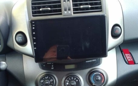 Toyota RAV4, 2010 год, 1 250 000 рублей, 2 фотография