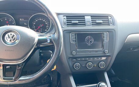 Volkswagen Jetta VI, 2015 год, 1 250 000 рублей, 11 фотография