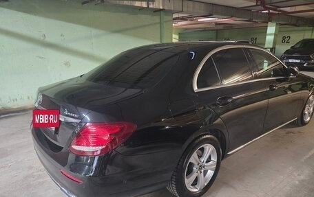 Mercedes-Benz E-Класс, 2017 год, 3 650 000 рублей, 11 фотография