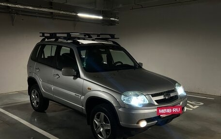 Chevrolet Niva I рестайлинг, 2010 год, 460 000 рублей, 3 фотография