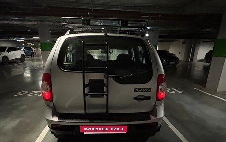 Chevrolet Niva I рестайлинг, 2010 год, 460 000 рублей, 9 фотография
