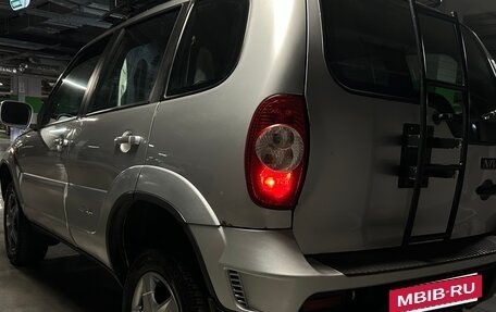 Chevrolet Niva I рестайлинг, 2010 год, 460 000 рублей, 12 фотография
