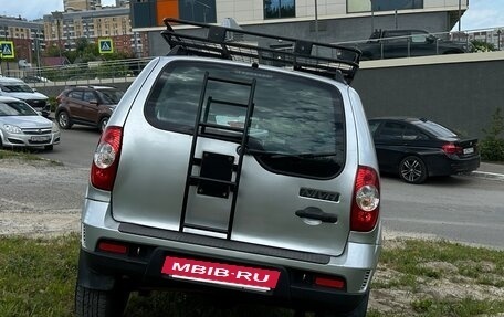 Chevrolet Niva I рестайлинг, 2010 год, 460 000 рублей, 25 фотография