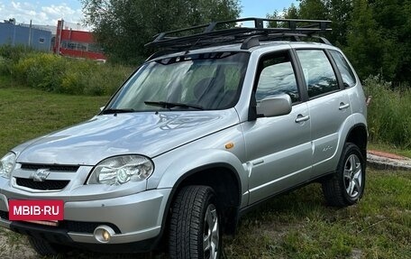 Chevrolet Niva I рестайлинг, 2010 год, 460 000 рублей, 28 фотография