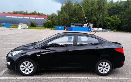 Hyundai Solaris II рестайлинг, 2016 год, 1 000 000 рублей, 5 фотография