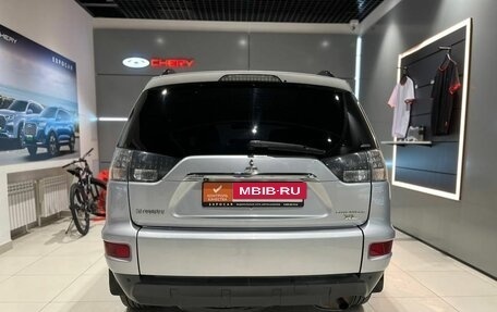 Mitsubishi Outlander III рестайлинг 3, 2012 год, 1 595 000 рублей, 4 фотография