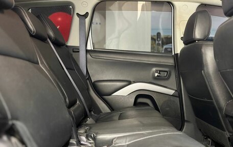 Mitsubishi Outlander III рестайлинг 3, 2012 год, 1 595 000 рублей, 24 фотография
