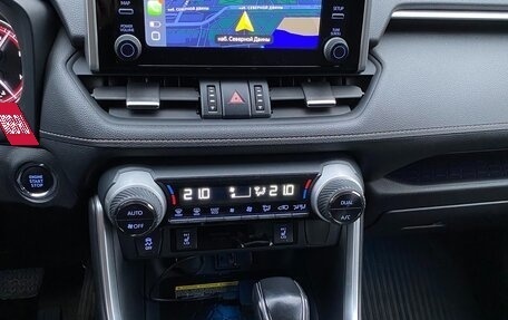 Toyota RAV4, 2020 год, 3 800 000 рублей, 7 фотография