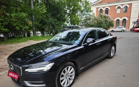 Volvo S90 II рестайлинг, 2017 год, 3 050 000 рублей, 10 фотография