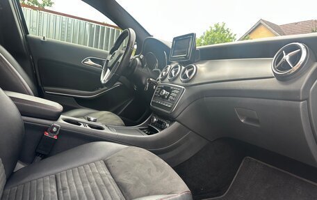 Mercedes-Benz GLA, 2015 год, 2 280 000 рублей, 9 фотография