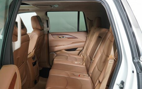Cadillac Escalade IV, 2016 год, 3 990 000 рублей, 10 фотография