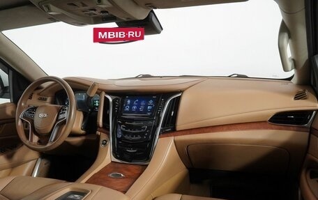 Cadillac Escalade IV, 2016 год, 3 990 000 рублей, 12 фотография