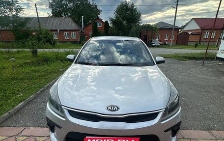 KIA Rio IV, 2018 год, 1 250 000 рублей, 1 фотография