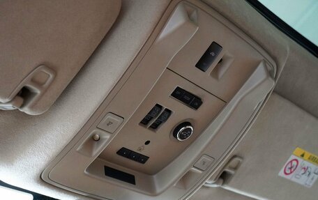 Cadillac Escalade IV, 2016 год, 3 990 000 рублей, 27 фотография