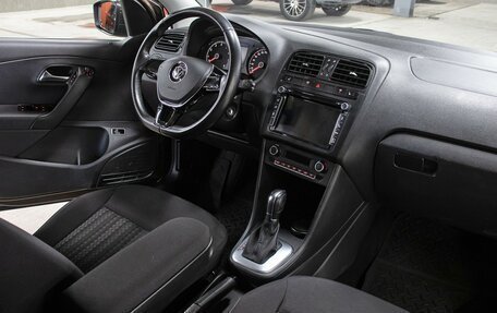 Volkswagen Polo VI (EU Market), 2017 год, 1 298 000 рублей, 4 фотография