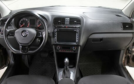 Volkswagen Polo VI (EU Market), 2017 год, 1 298 000 рублей, 7 фотография