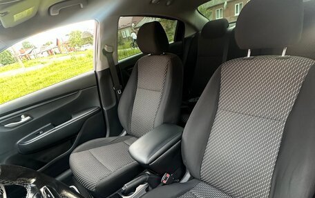 KIA Rio IV, 2018 год, 1 250 000 рублей, 4 фотография